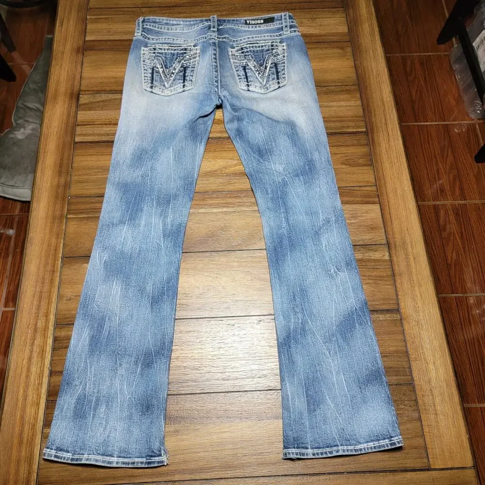 Vigoss Classic Denim Boot Cut Jeans w/ Bling Back Pockets - Size W29 L33